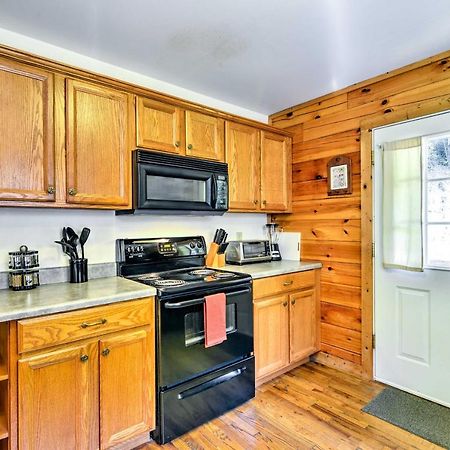 Fox Creek Waterside Cabin With Private Hot Tub! Villa Bryson City Exterior photo