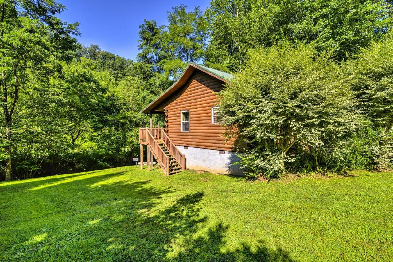 Fox Creek Waterside Cabin With Private Hot Tub! Villa Bryson City Exterior photo