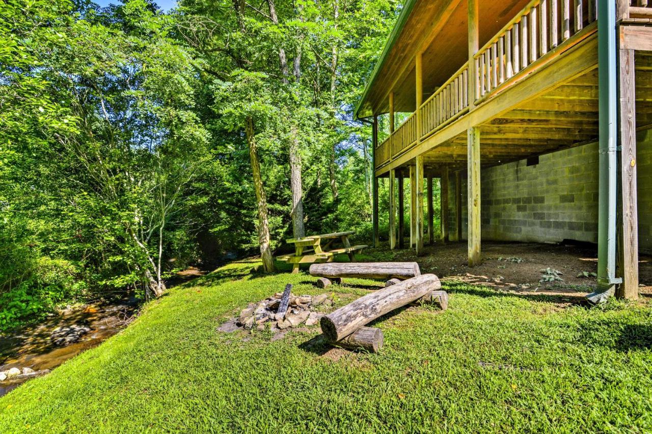 Fox Creek Waterside Cabin With Private Hot Tub! Villa Bryson City Exterior photo